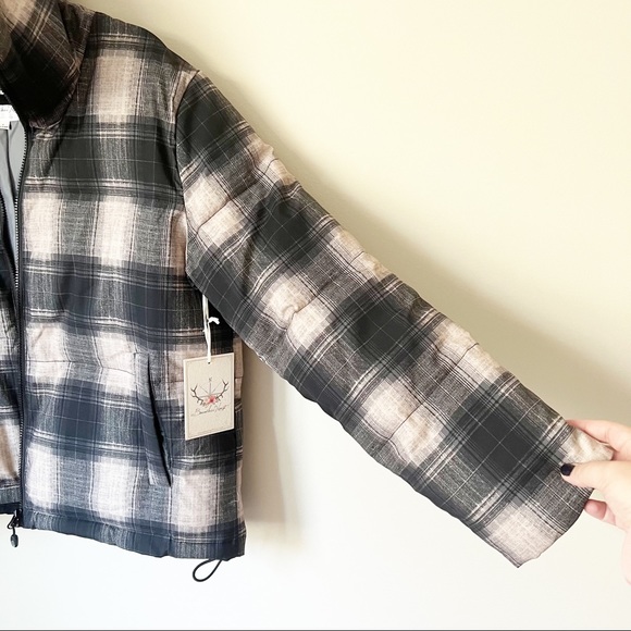Boundless North Perfect Plaid Puffer Jacket Black Tan S NWT - Picture 10 of 15